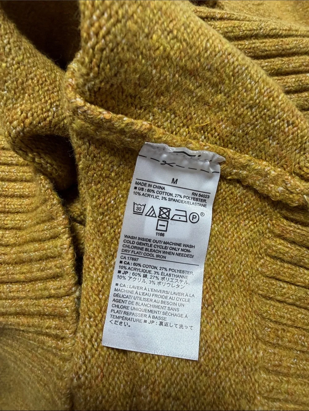 Banana Republic Men's Mustard Yellow Crewneck Sweater - M